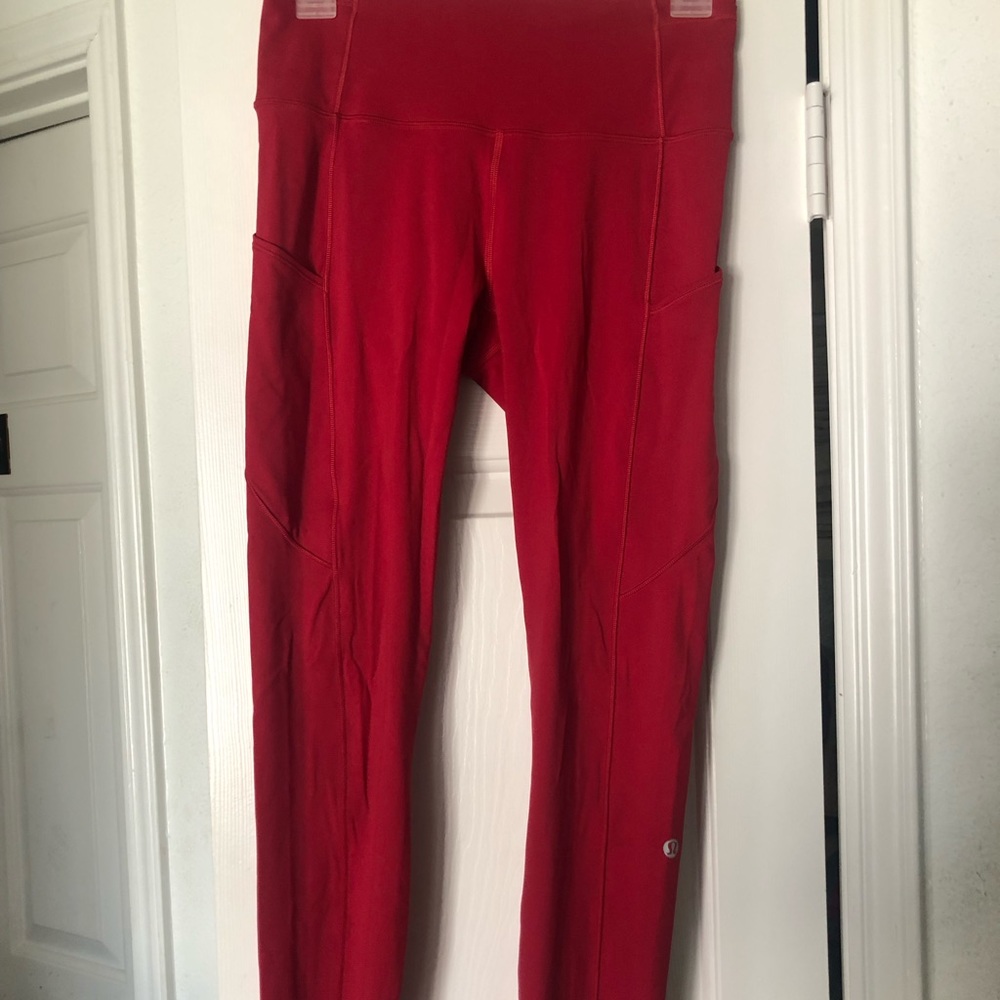 LULULEMON (Size 6) fast and free Leggings